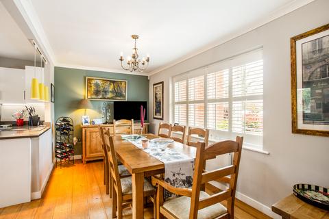 4 bedroom house for sale, Winton Close, Winchester, SO22