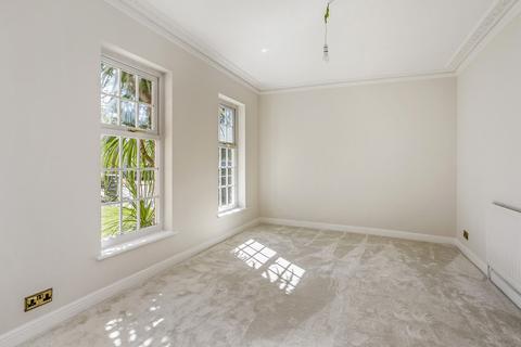 4 bedroom house for sale, Elmwood Park, Gerrards Cross, SL9