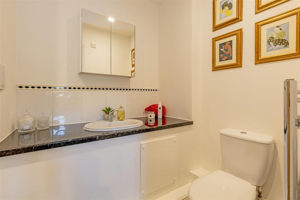 En Suite-1.jpg
