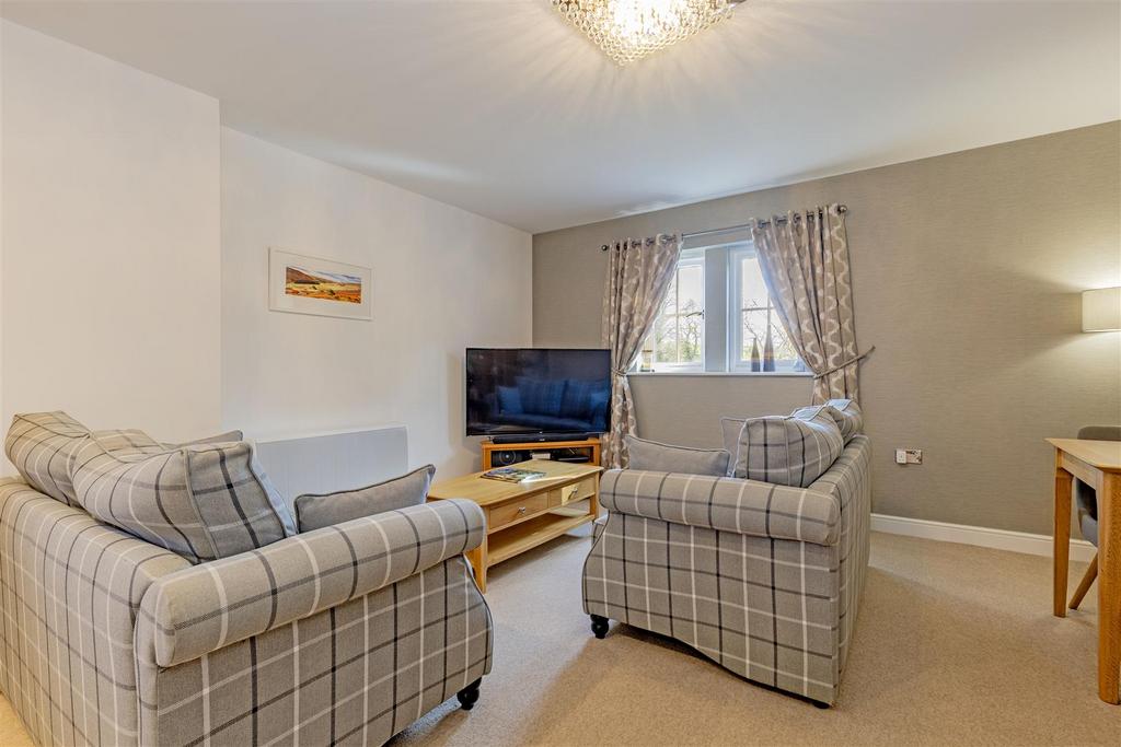 Reception Room-1.jpg