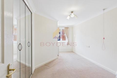 1 bedroom apartment for sale, Salters Court, Colchester CO3