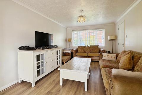 3 bedroom detached house for sale, Maes Yr Hafod, Cadoxton, Neath, SA10 8AZ
