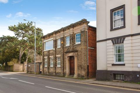2 bedroom flat for sale, Boston Road, Sleaford