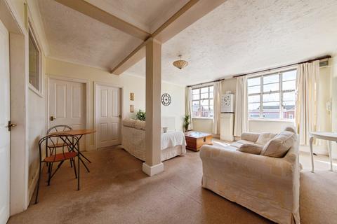 2 bedroom flat for sale, Boston Road, Sleaford