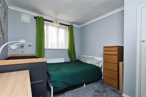 2 bedroom flat for sale, Longbridge Road, Barking