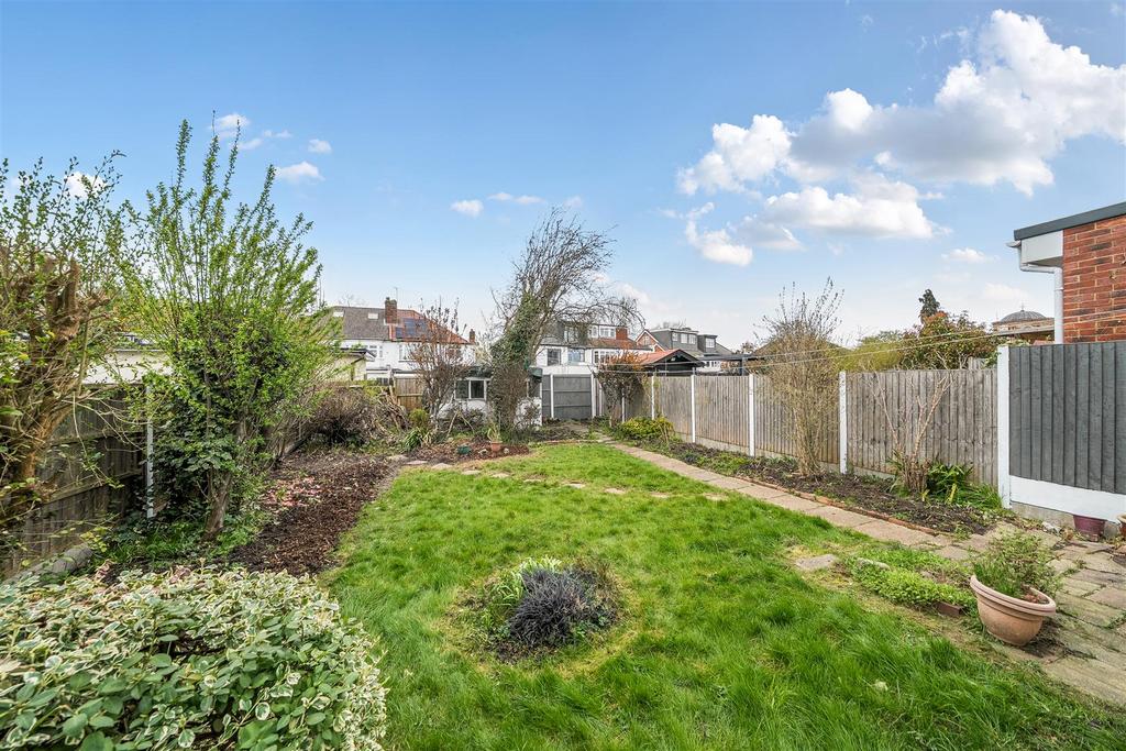 Rear Garden 2.jpg