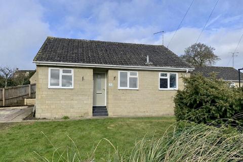 2 bedroom detached bungalow for sale, Kembles Close, Malmesbury, SN16