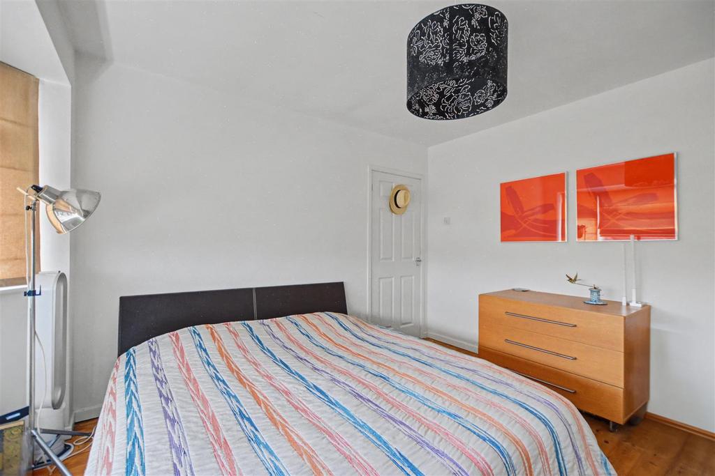Bedroom 1 2.jpeg