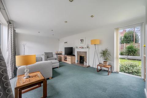 undefined, Turpins Green, Maidenhead, SL6