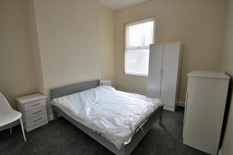 1 bedroom in a house share to rent, Bootle L20