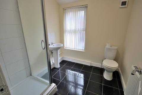 1 bedroom in a house share to rent, Bootle L20