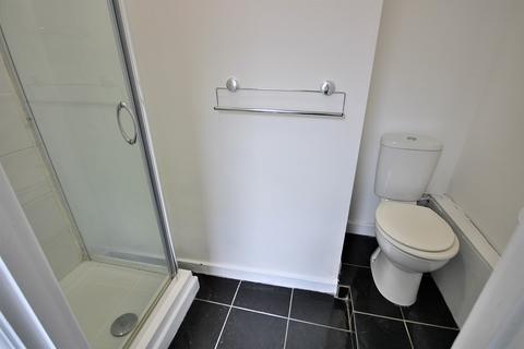 1 bedroom in a house share to rent, Bootle L20