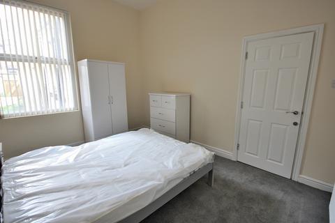 undefined, Bootle L20