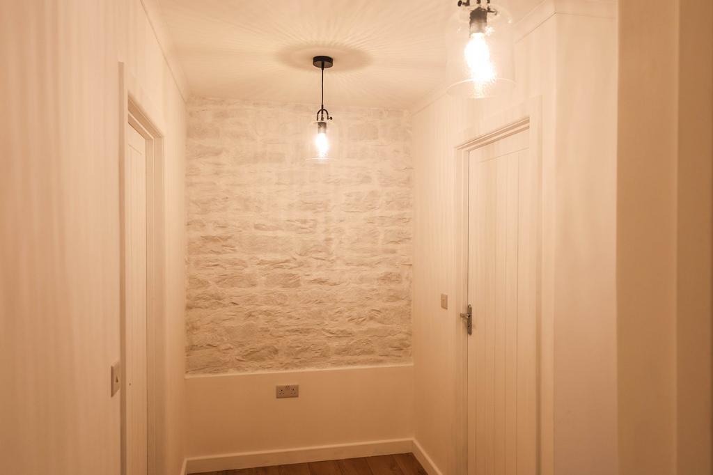Landing Feature Sandstone Wall