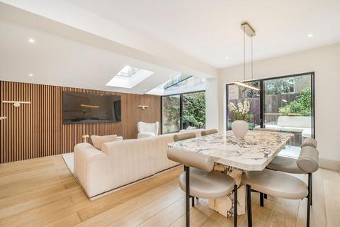 3 bedroom flat for sale, Leamington Road Villas, London W11
