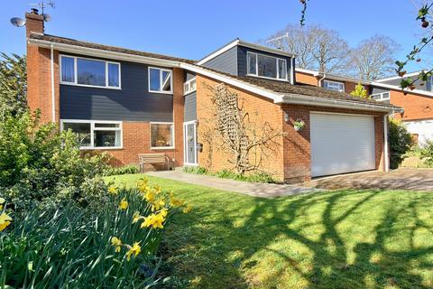 undefined, Court Road, Worcester WR8
