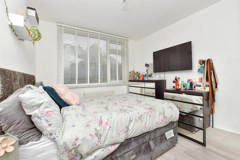 undefined, Cobham Chase, Faversham, Kent