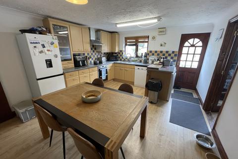 undefined, Beach Road, Truro, TR4
