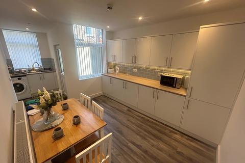 undefined, Chatsworth Avenue, WALLASEY, CH44