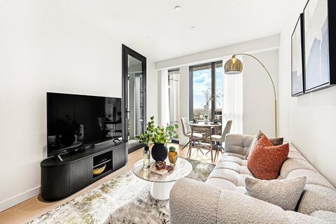 1 bedroom apartment to rent, River Park Tower, 1 Nine Elms Lane, SW8