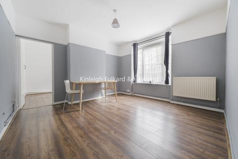 2 bedroom flat to rent, Clayton Street, London, SE11
