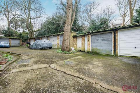 undefined, Crescent Court, Crescent Road, N8