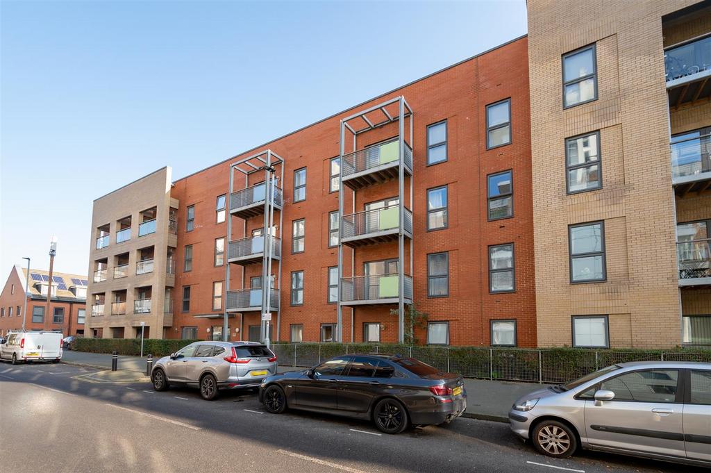 26 Pennant House 23 22.jpg