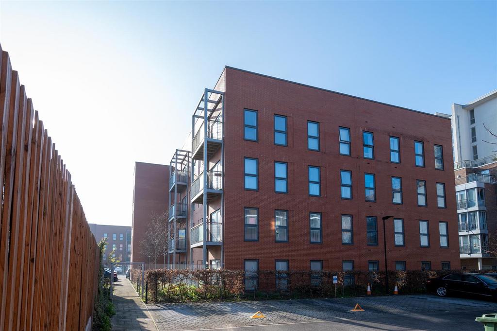 26 Pennant House 23 23.jpg