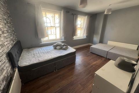 undefined, Westgate Road, Newcastle upon Tyne NE4