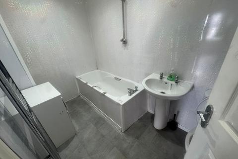 undefined, Westgate Road, Newcastle upon Tyne NE4