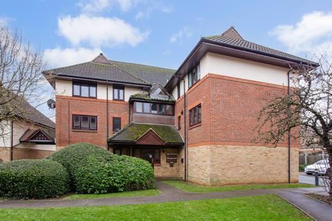 2 bedroom flat for sale, Star Holme Court, Star Street, Ware, SG12