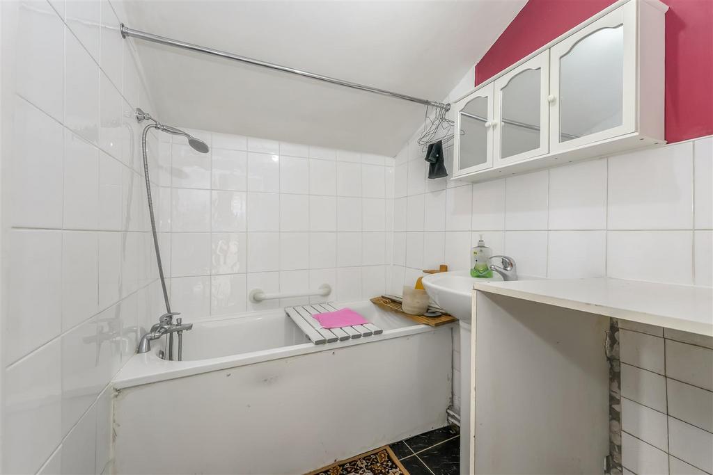 86 eden road-13.jpg
