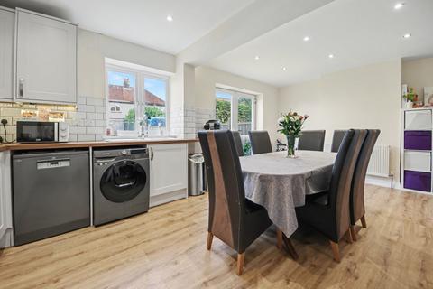 3 bedroom semi-detached house for sale, Merryoak Road, Southampton SO19