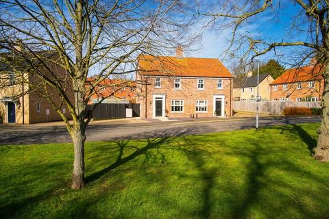 3 bedroom semi-detached house for sale, Old Hall Road, Little Plumstead, Norwich