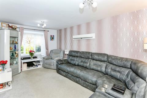 4 bedroom detached house for sale, Weighbridge Way, Raunds, Wellingborough