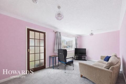 undefined, Foxglade, Oulton Broad