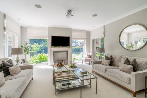 undefined, Waverley Avenue, Fleet, GU51
