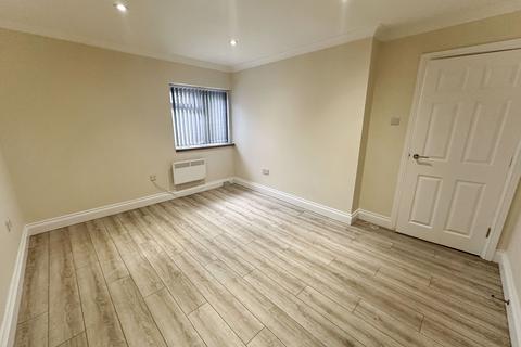 undefined, Hencroft Street South, Slough, Berkshire, SL1