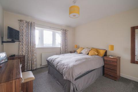 undefined, Grimescar Road, Huddersfield HD2
