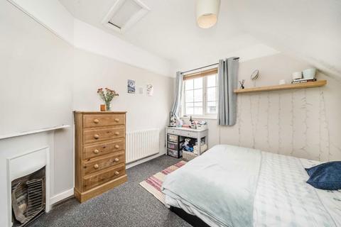 4 bedroom house for sale, Topsham Road, London SW17