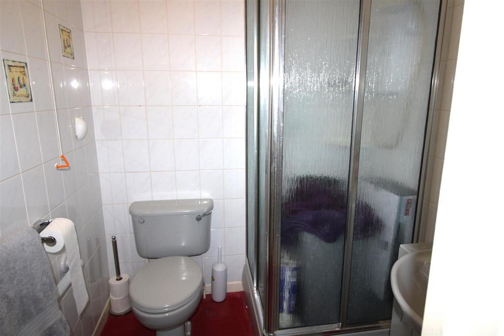 Shower room.JPG