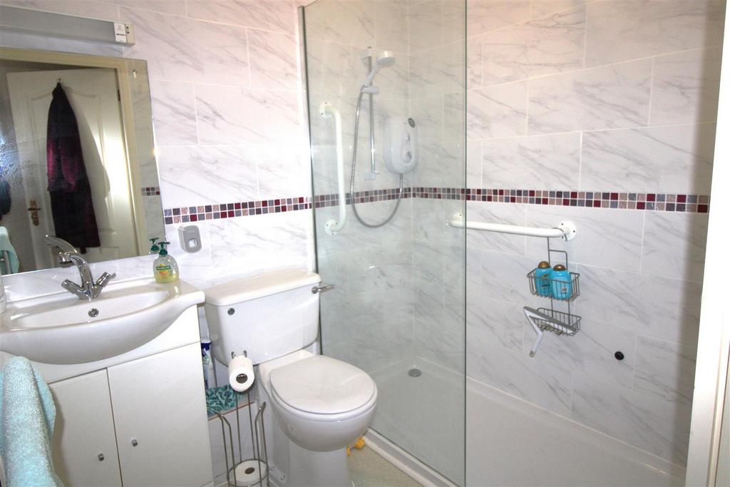 Shower room2.JPG