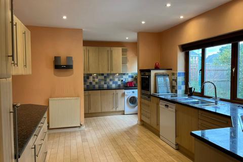 3 bedroom bungalow for sale, Monkworthy Drive, Ashley Heath, Ringwood, Dorset, BH24