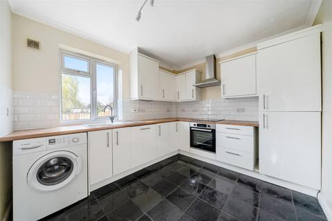 undefined, Orchard Road, Horsham, RH13