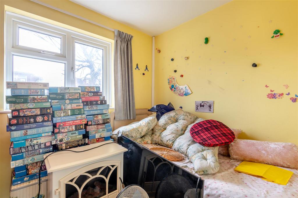 8681731-interior13.jpg