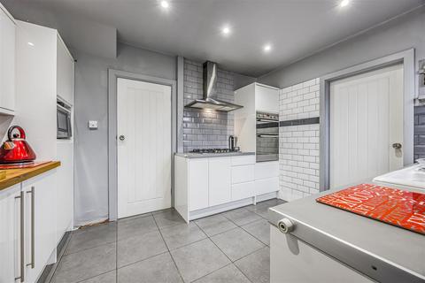 3 bedroom end of terrace house for sale, Hursley Road, Havant PO9
