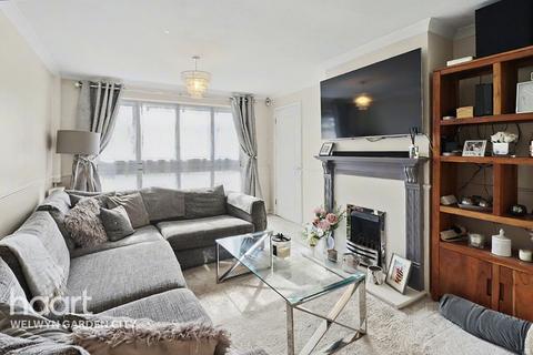 2 bedroom terraced house for sale, Gorse Close, Hatfield