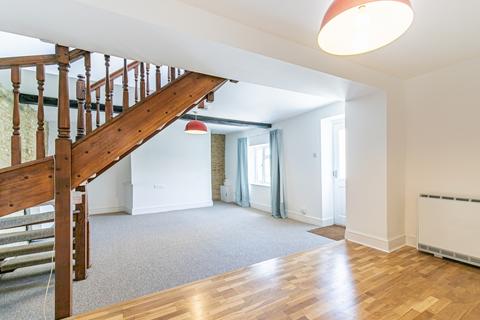 2 bedroom apartment to rent, Corn Street, Witney