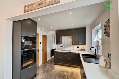 4 bedroom detached house for sale, Byron Court, Crook