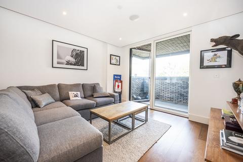 2 bedroom flat for sale, Upper Richmond Road, London, SW15